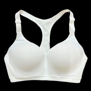 Victoria’s Secret Incredible Maximum Support sport bra White 34D